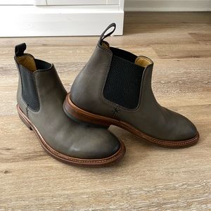 Sutro “Blake” Chelsea Boot Size 9.5